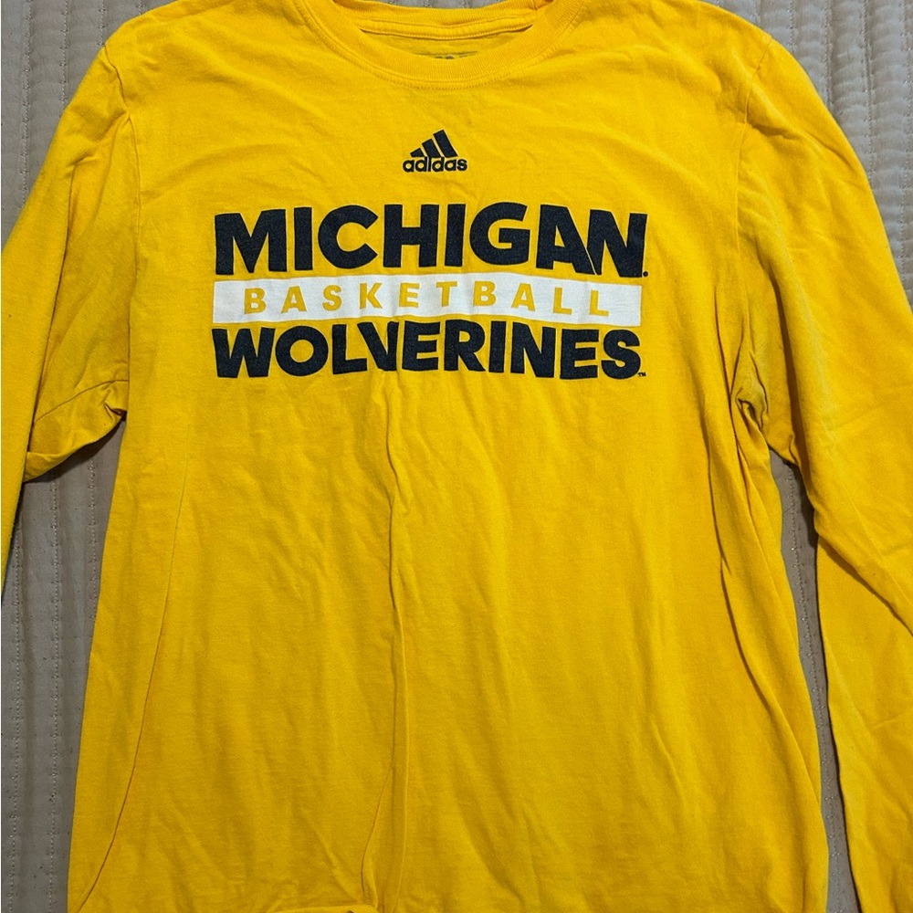 💥Michigan basketball adidas shirt